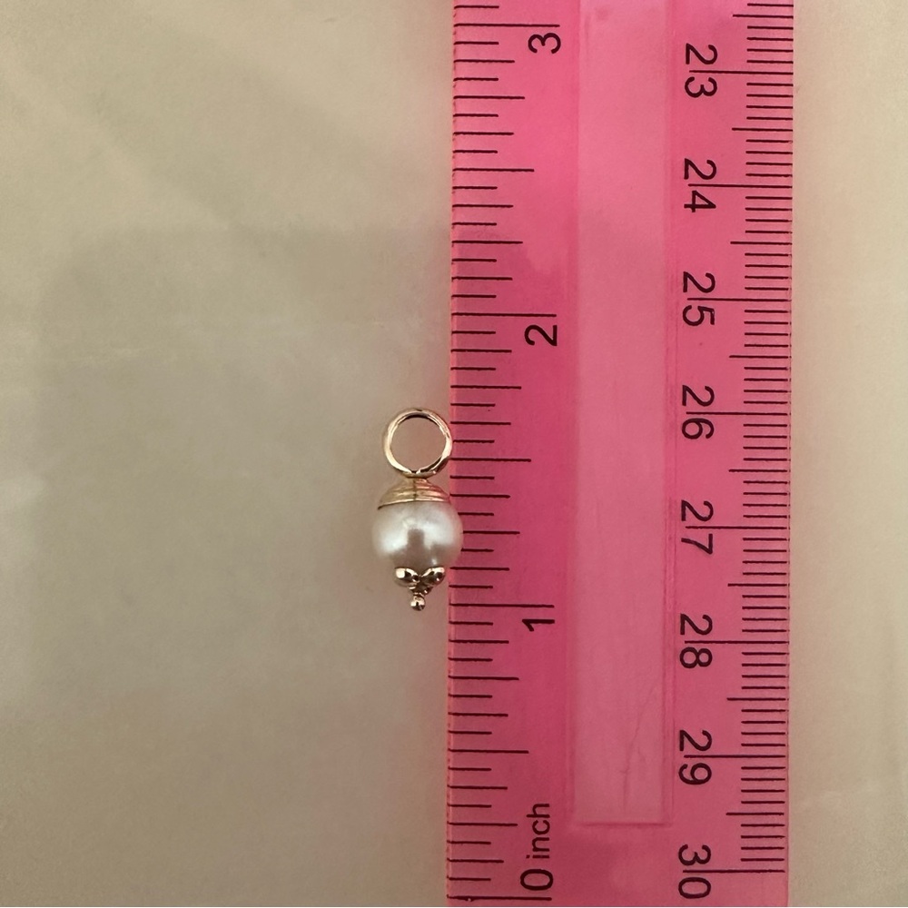 14k Solid Gold Pearl Pendant Charm - Picture 10 of 10
